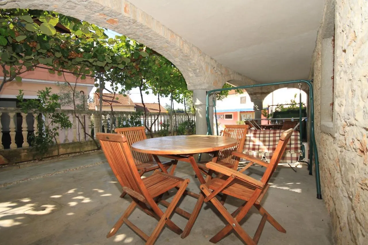 Apartments With Wifi Basanija, Umag - 7148 萨武德里亚 0*,